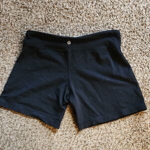 lululemon athletica Black Women's Athletic Shorts with Logo Waist